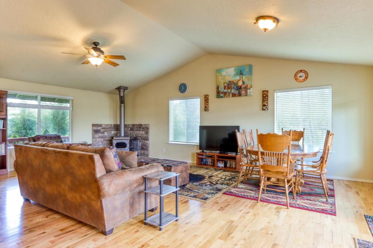 Meadow Walk Cabin La Pine Extérieur photo